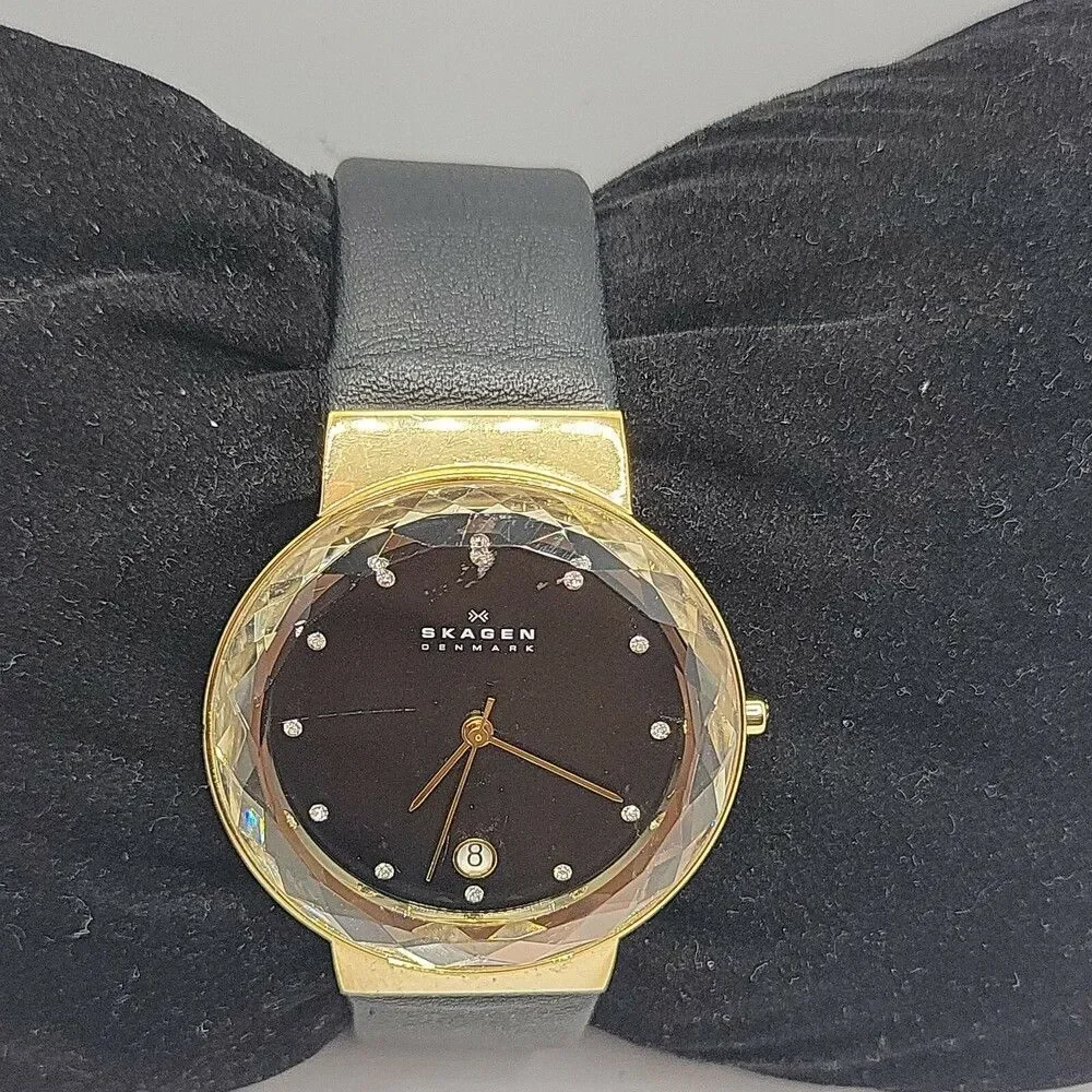 Skagen SKW2124 Womens Black Leather Analog Dial Quartz Genuine Wrist Watch AM736